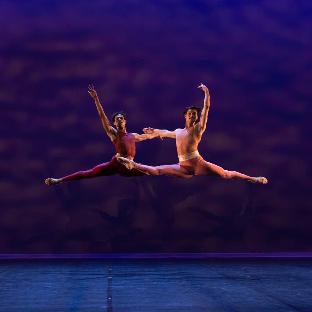 Talbot Theatre Bespoke5 1024x1024 1