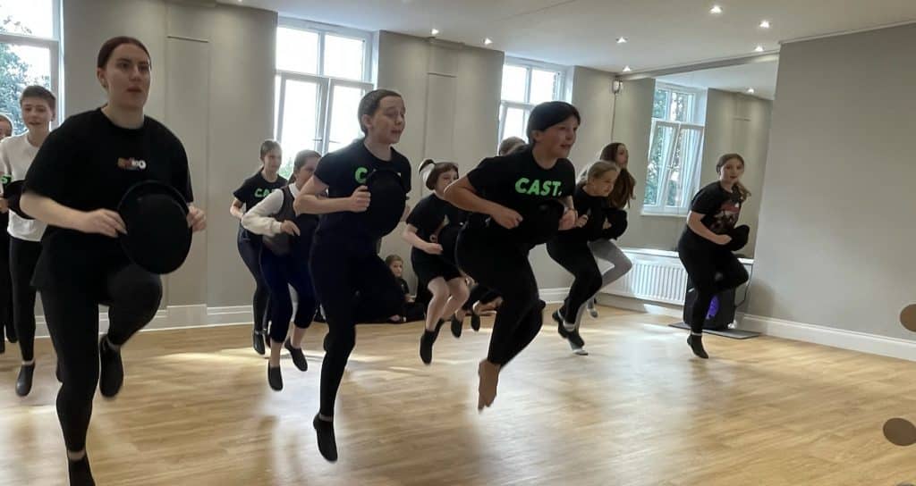 CAST. Studio Images9 1024x544 1