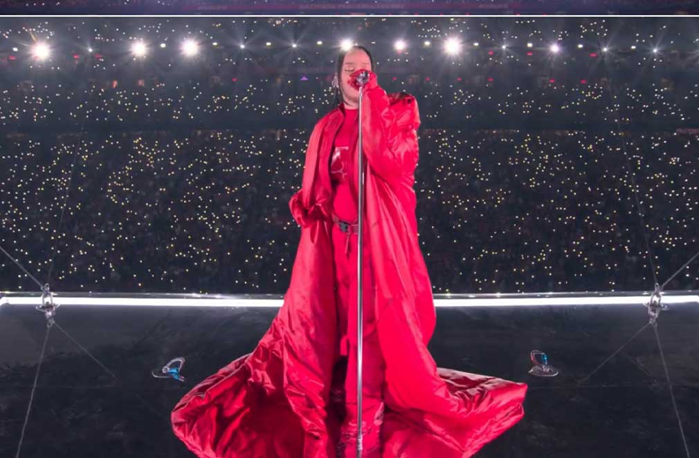 Rihanna web4