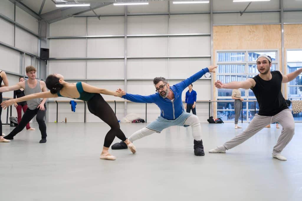 Thierry Guiderdoni in rehearsal for Artifact II with Mayu Tanigaito Massimo Margaria and Joseph Skelton background 2019