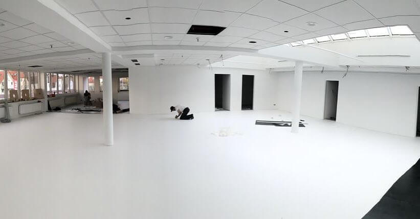 Member of the Harlequin installation team at work