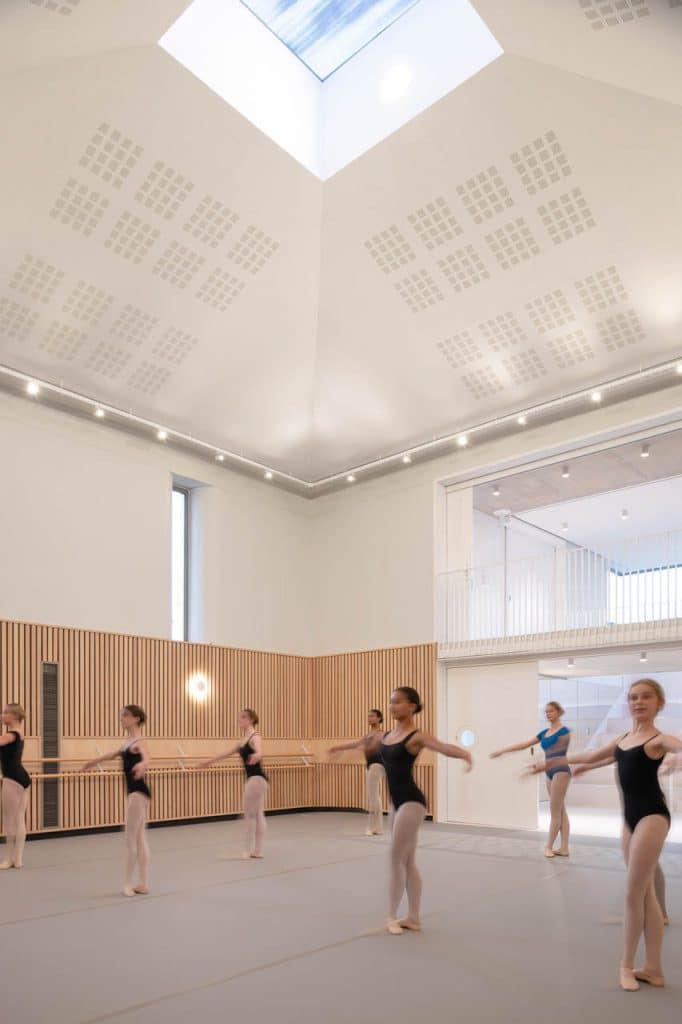 De Moyencourt Ballet Moves to New Studio in Tamboerskloof, Cape Town