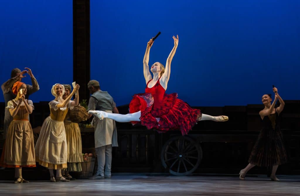 Birmingham Royal Ballets Don Quixote at the Birmingham Hippodrome ©Tristram Kenton 8