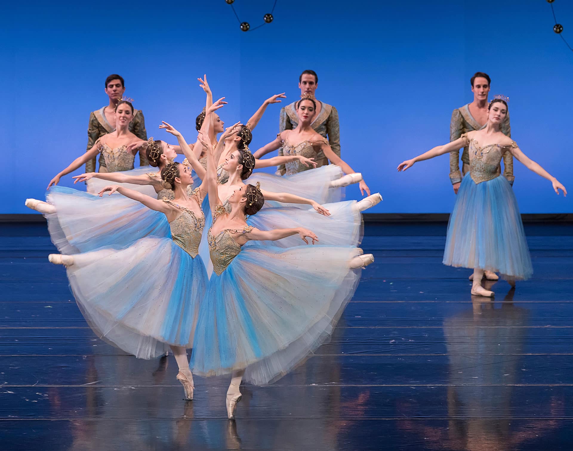 Harlequin Studio Vinyl Dance Floor