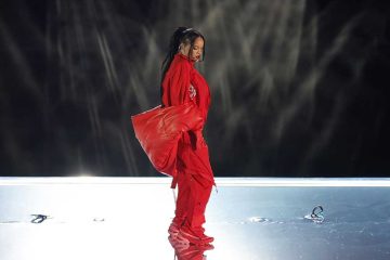 Rihanna web3