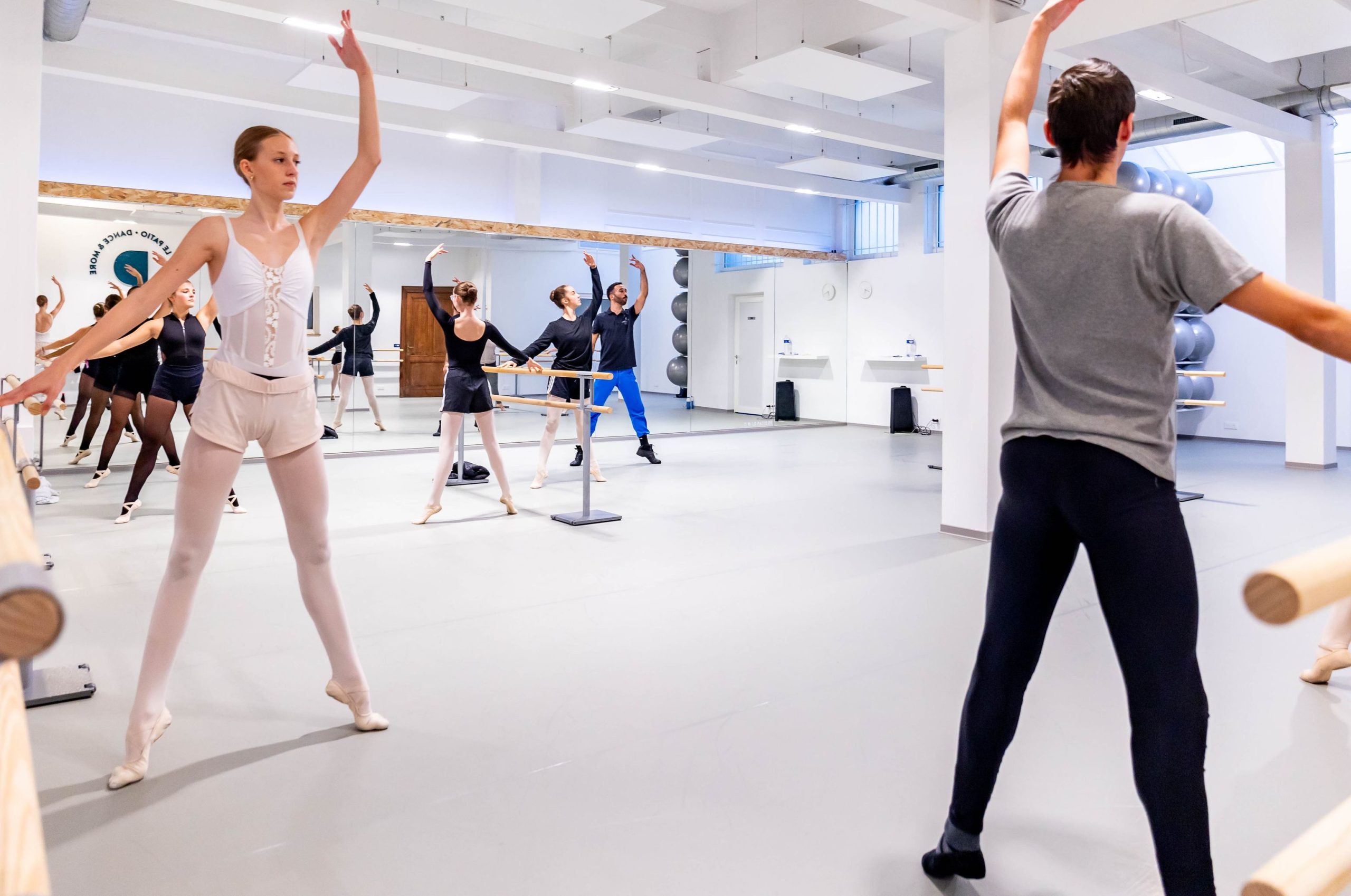 385473710 886633039185288 6088757049310111219 n scaled