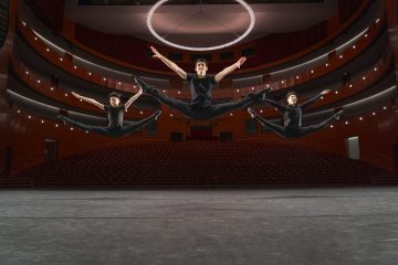 Le Lotus Sacré et la tournée de la Compagnie Shen Yun en France