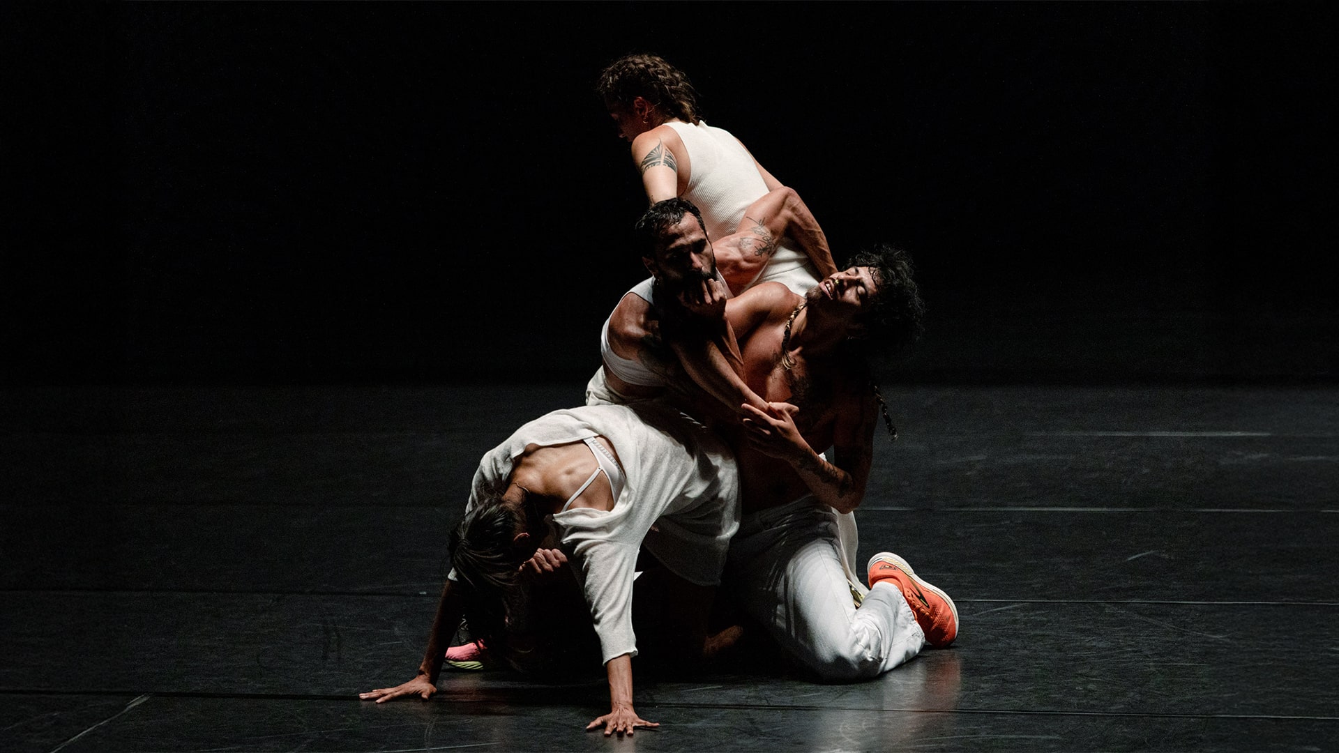 Article Emanuel Gat 5