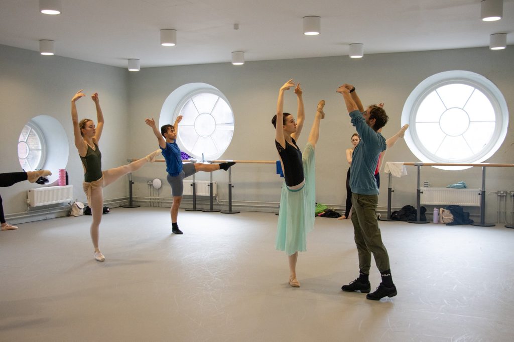 Acosta Dance Centre 03