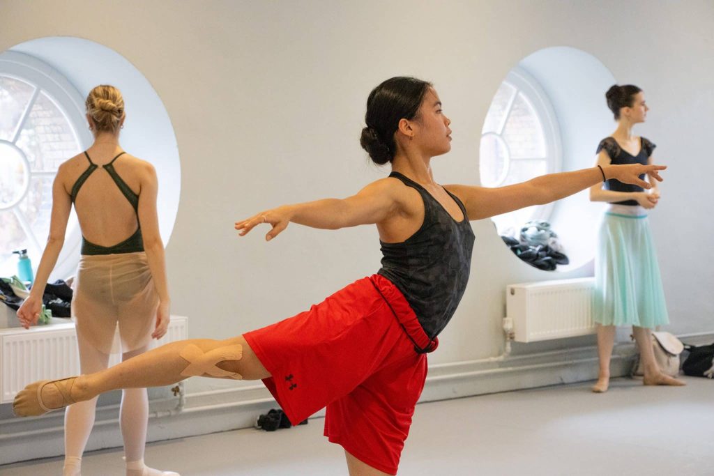 Acosta Dance Centre 05 2048x1365 1