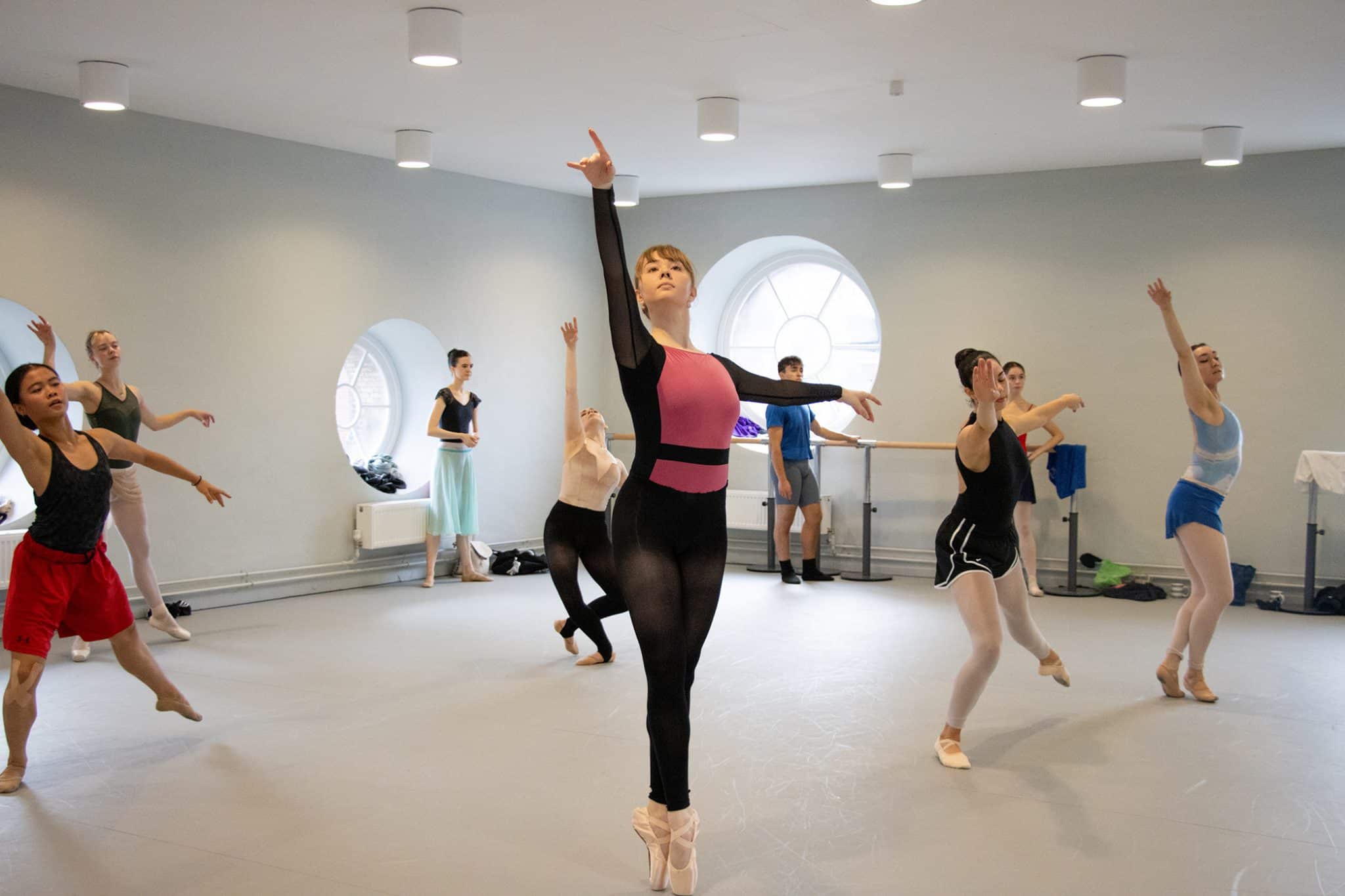 Le Acosta Dance Centre transforme ses studios avec les planchers Harlequin