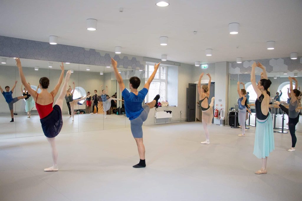 Acosta Dance Centre 14 2048x1365 1